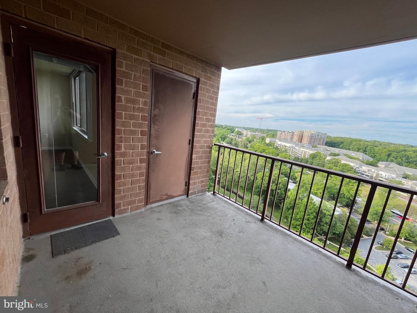 10101 Grosvenor Place #1613 photo 2