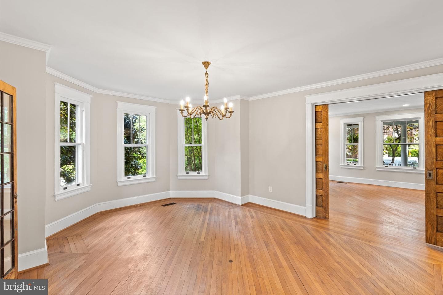 3419 Raymond Street photo 20