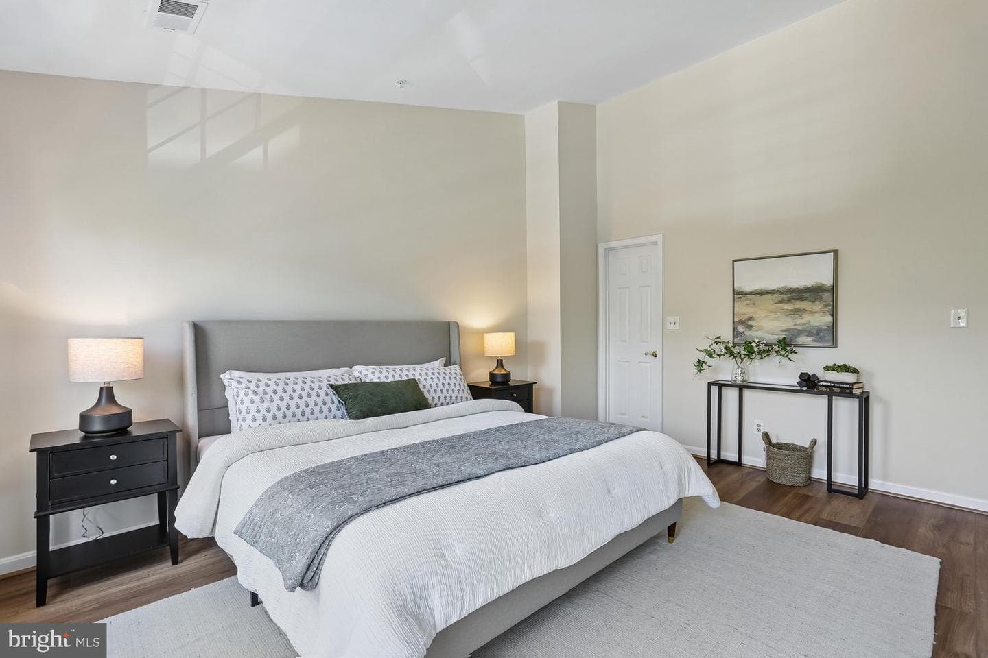 536 Tschiffely Square Road photo 22