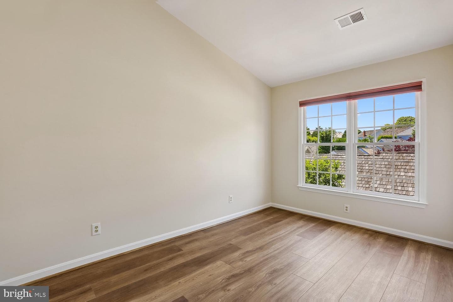 536 Tschiffely Square Road photo 30