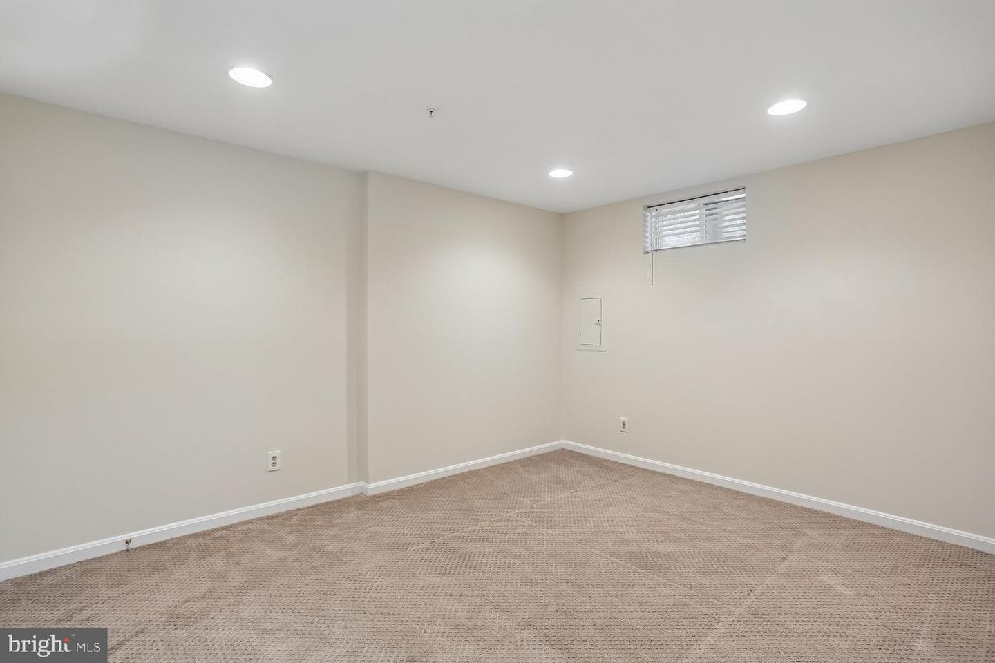 536 Tschiffely Square Road photo 39