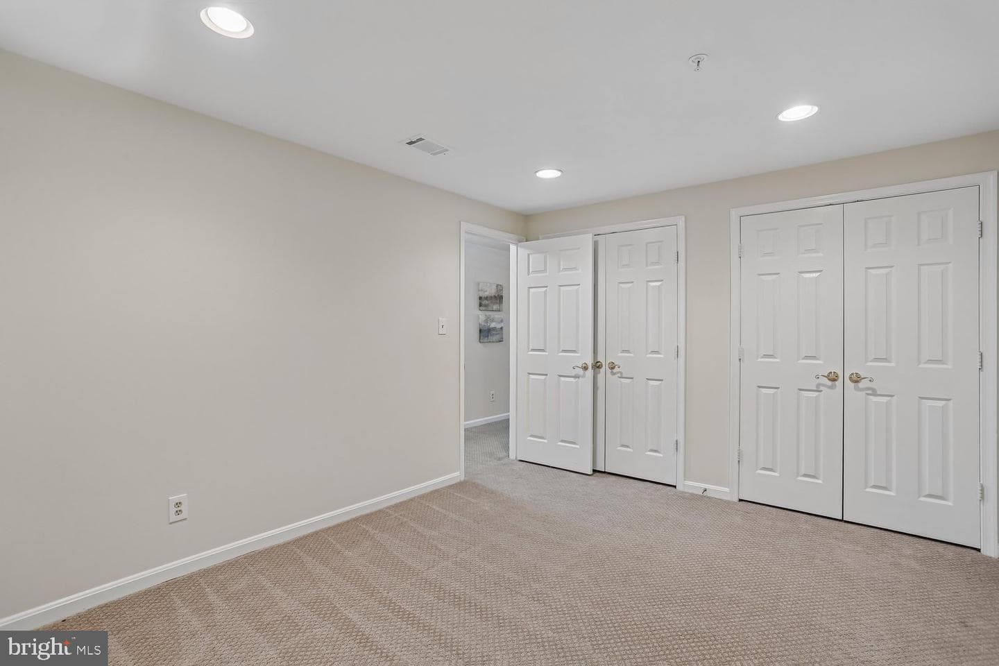 536 Tschiffely Square Road photo 40