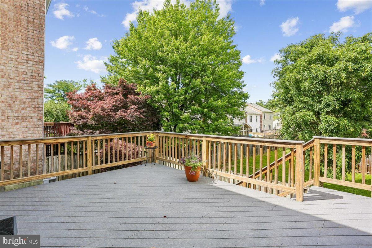 240 Watts Branch Parkway photo 14