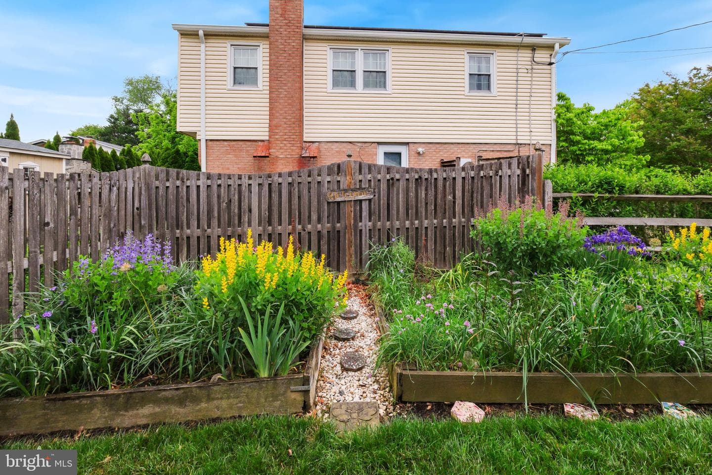 8815 Postoak Road photo 4