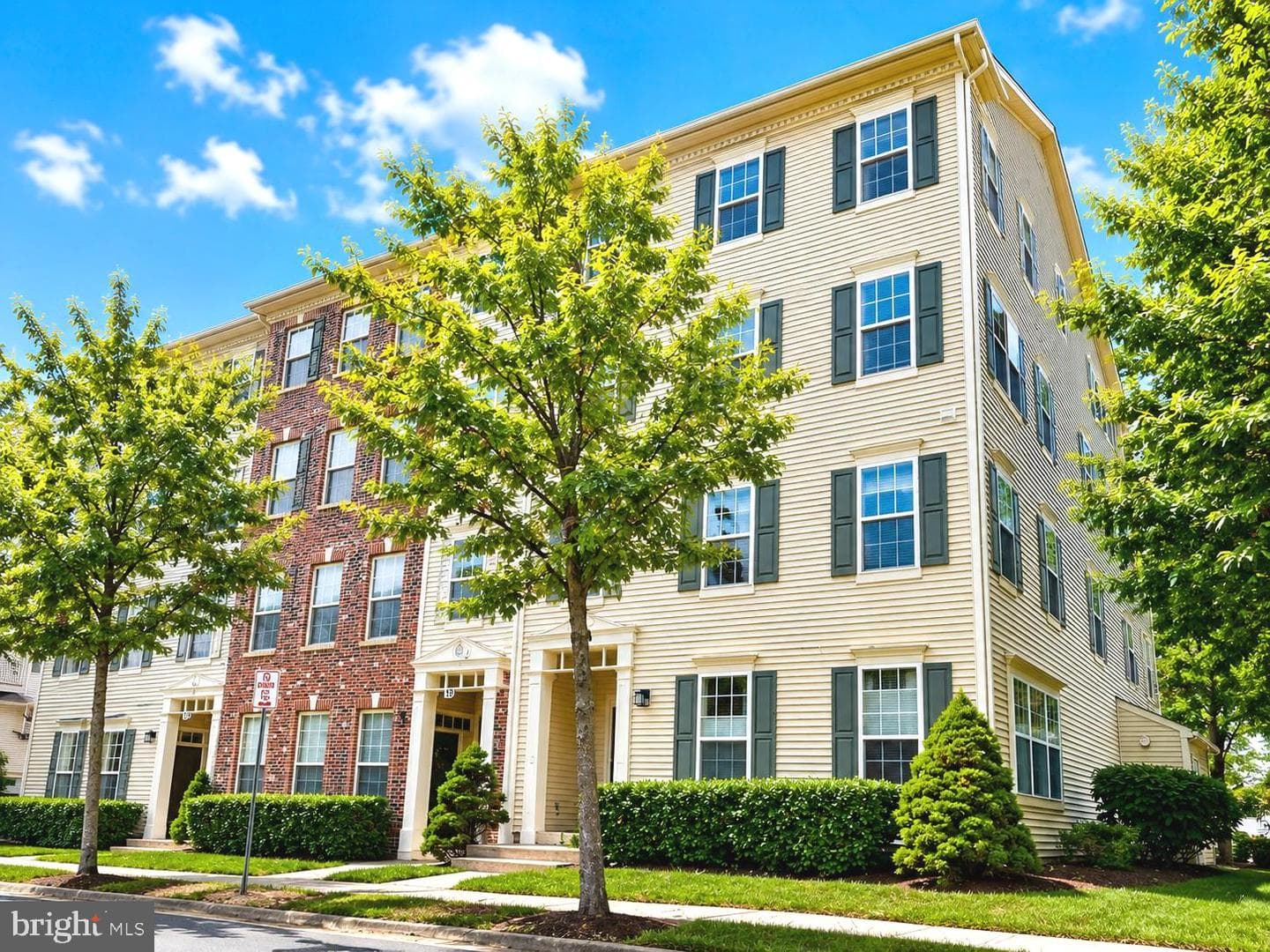 15 Swanton Lane #200, Gaithersburg