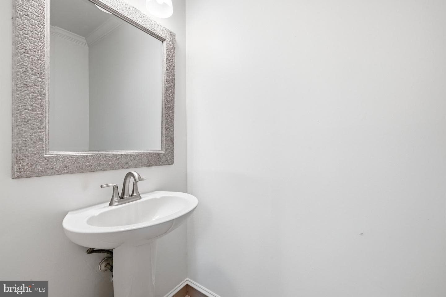 19103 Grotto Lane photo 18
