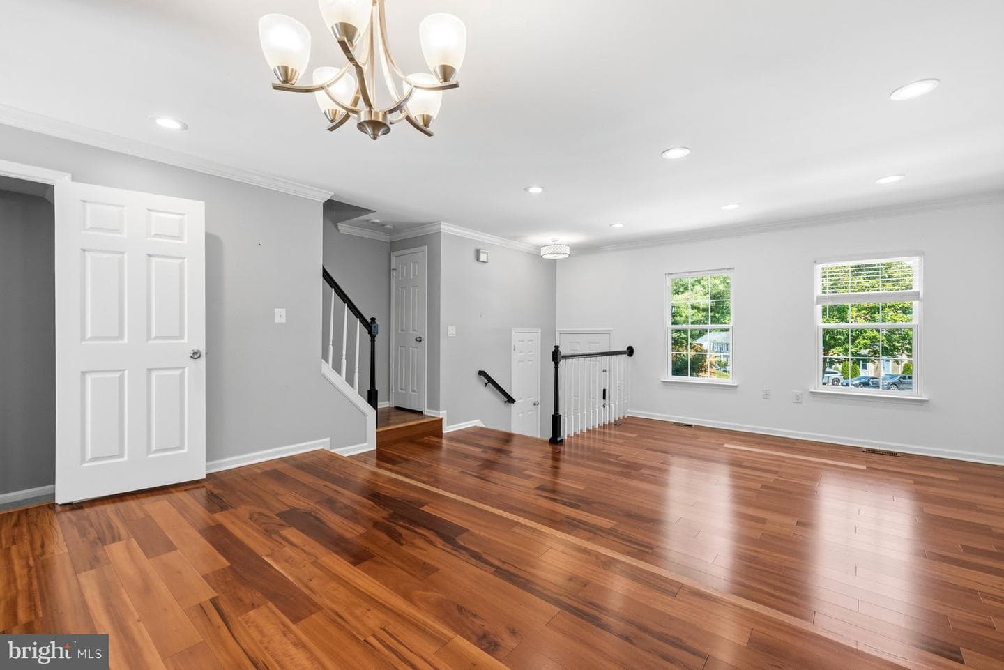 19103 Grotto Lane photo 9