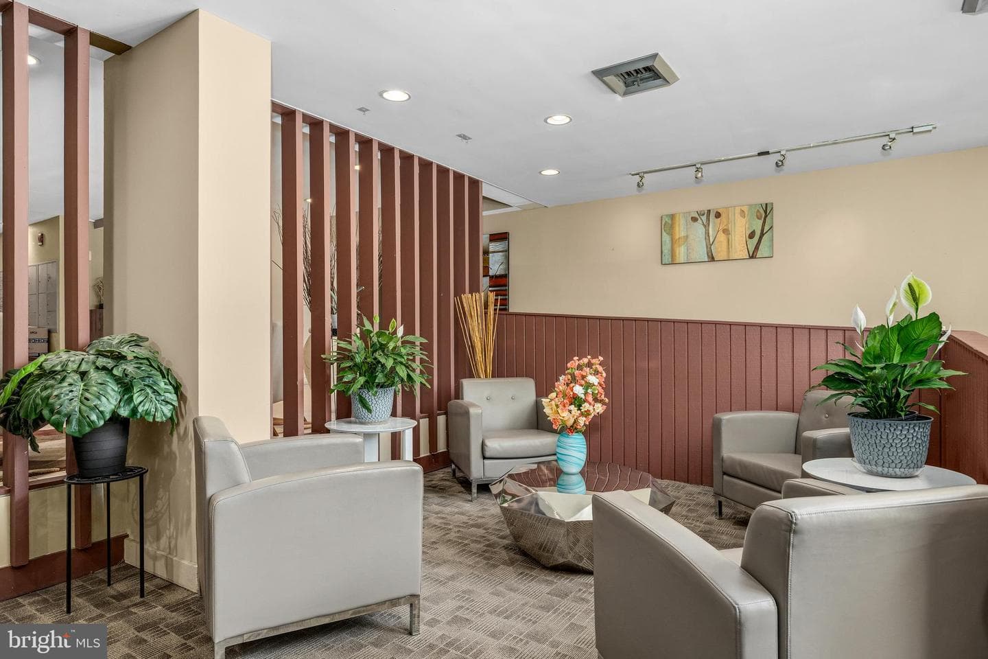 7333 New Hampshire Avenue #1106 photo 21