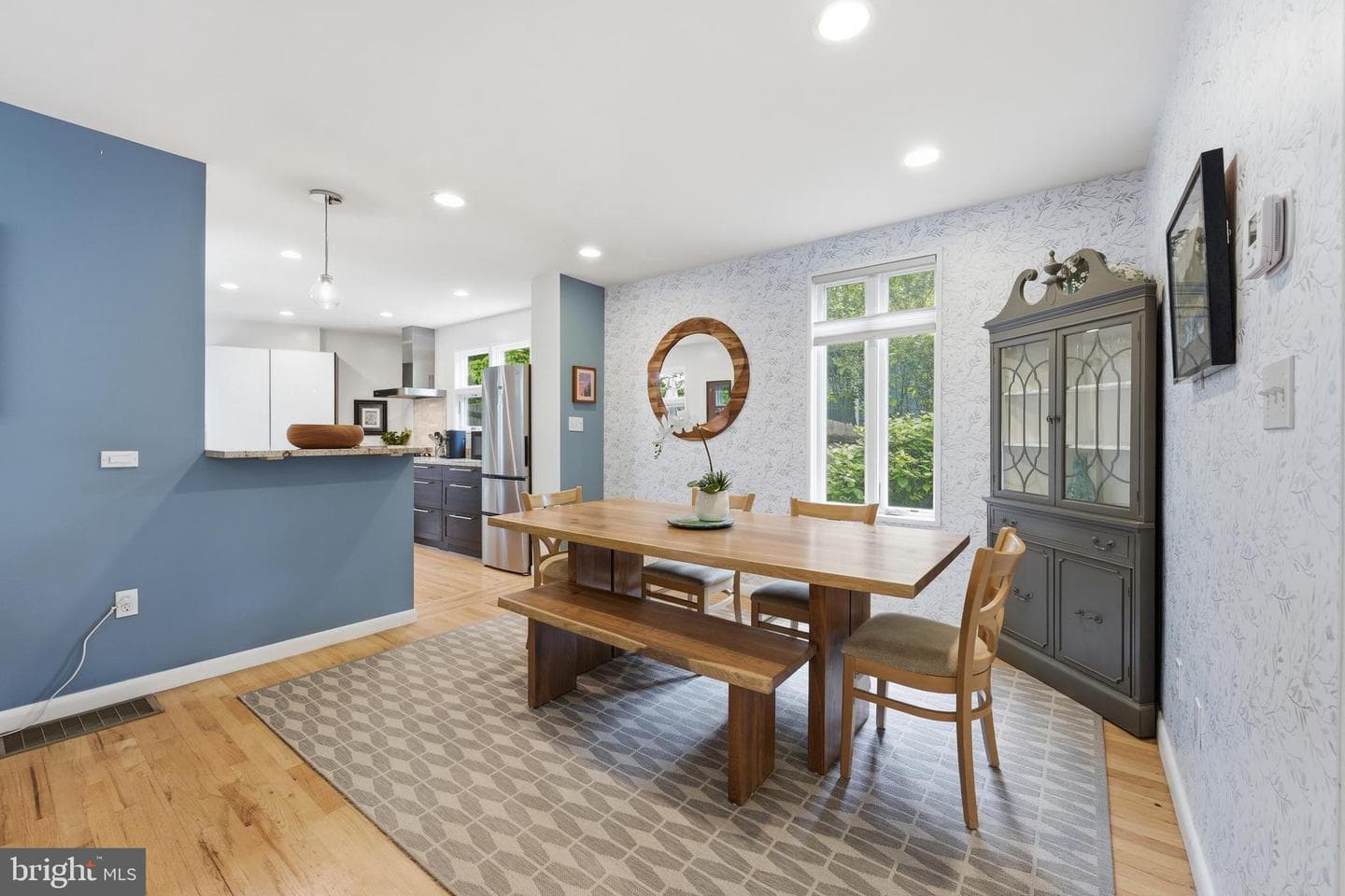 9109 Bradford Road photo 15