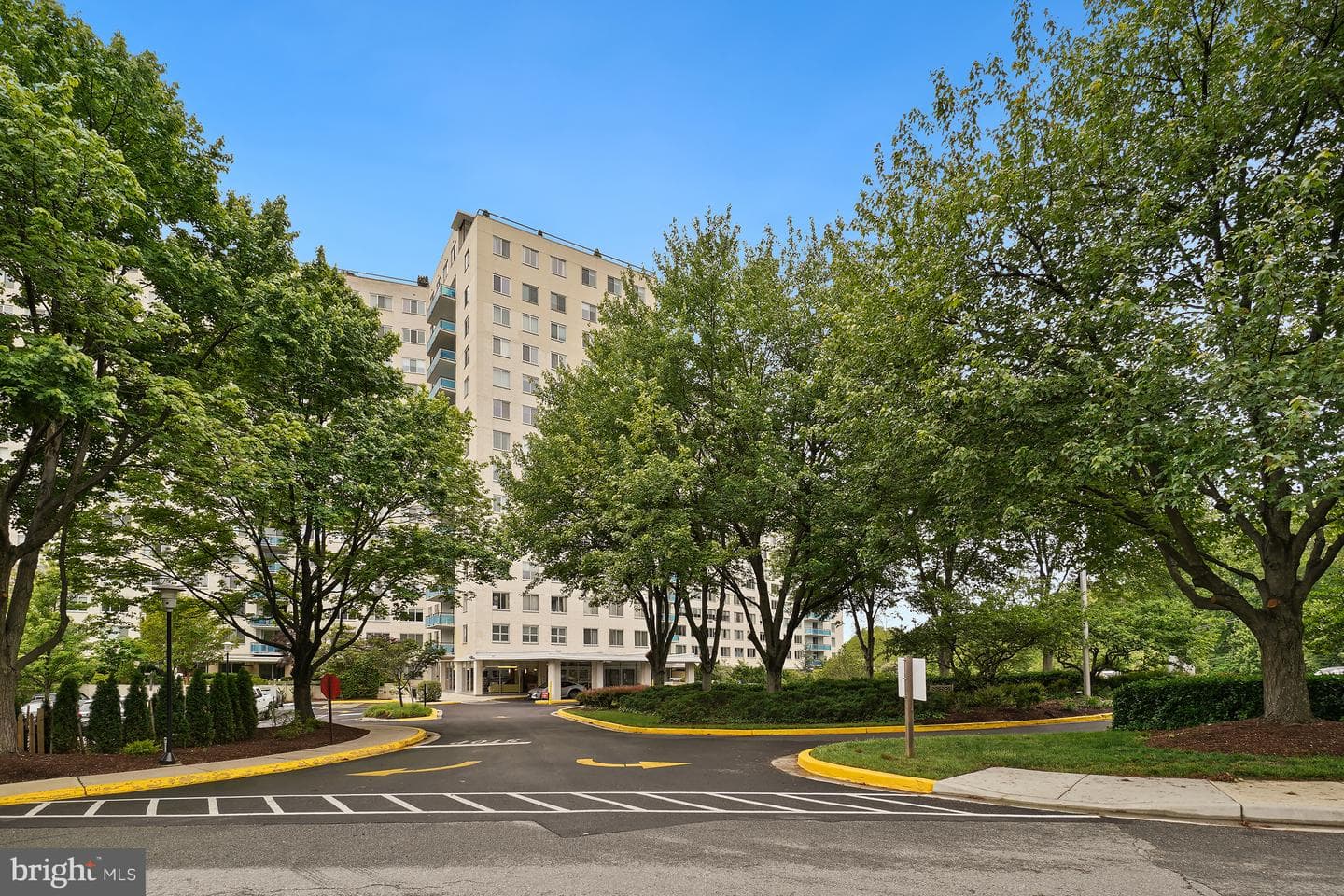 10500 Rockville Pike #605 photo 24