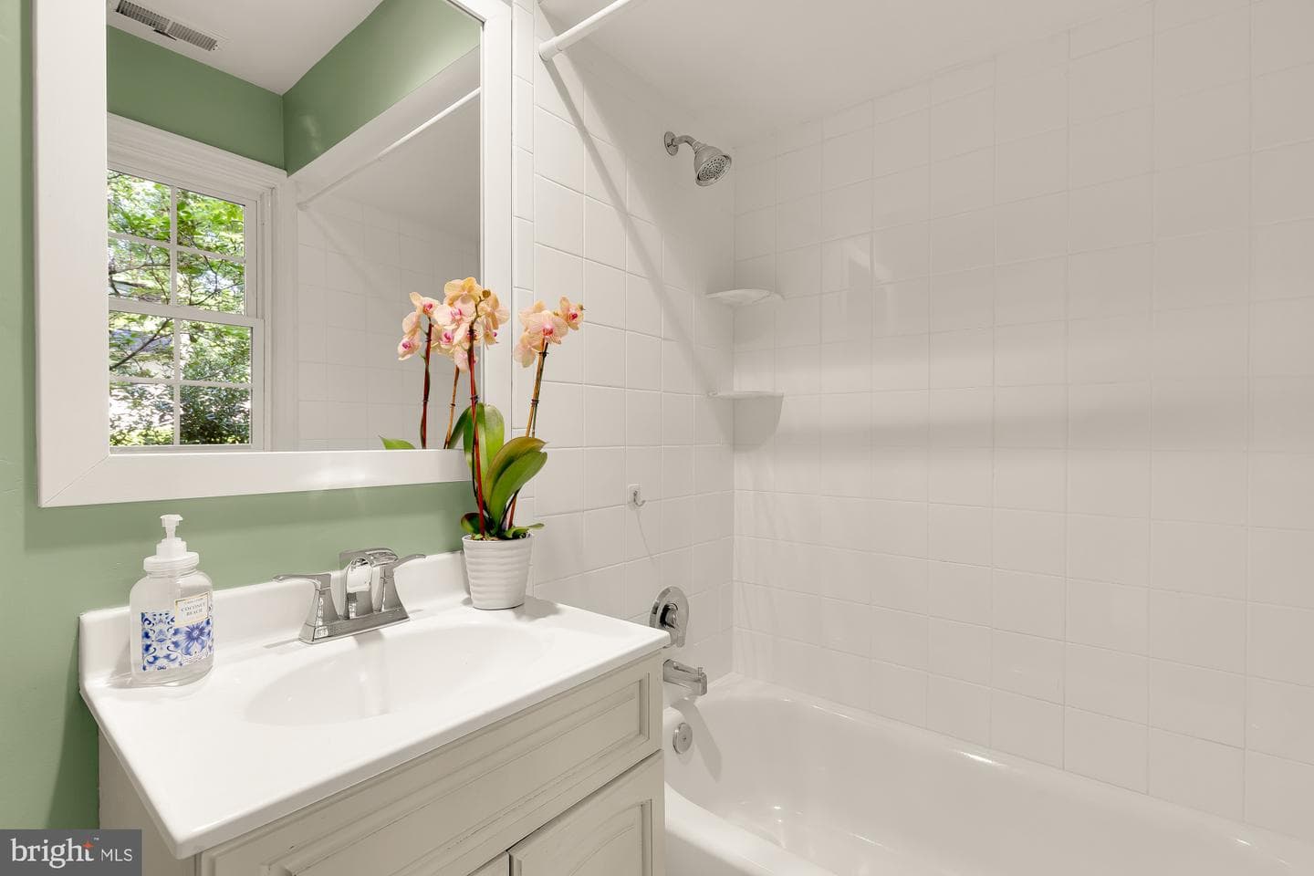 1109 Crowfoot Lane photo 25