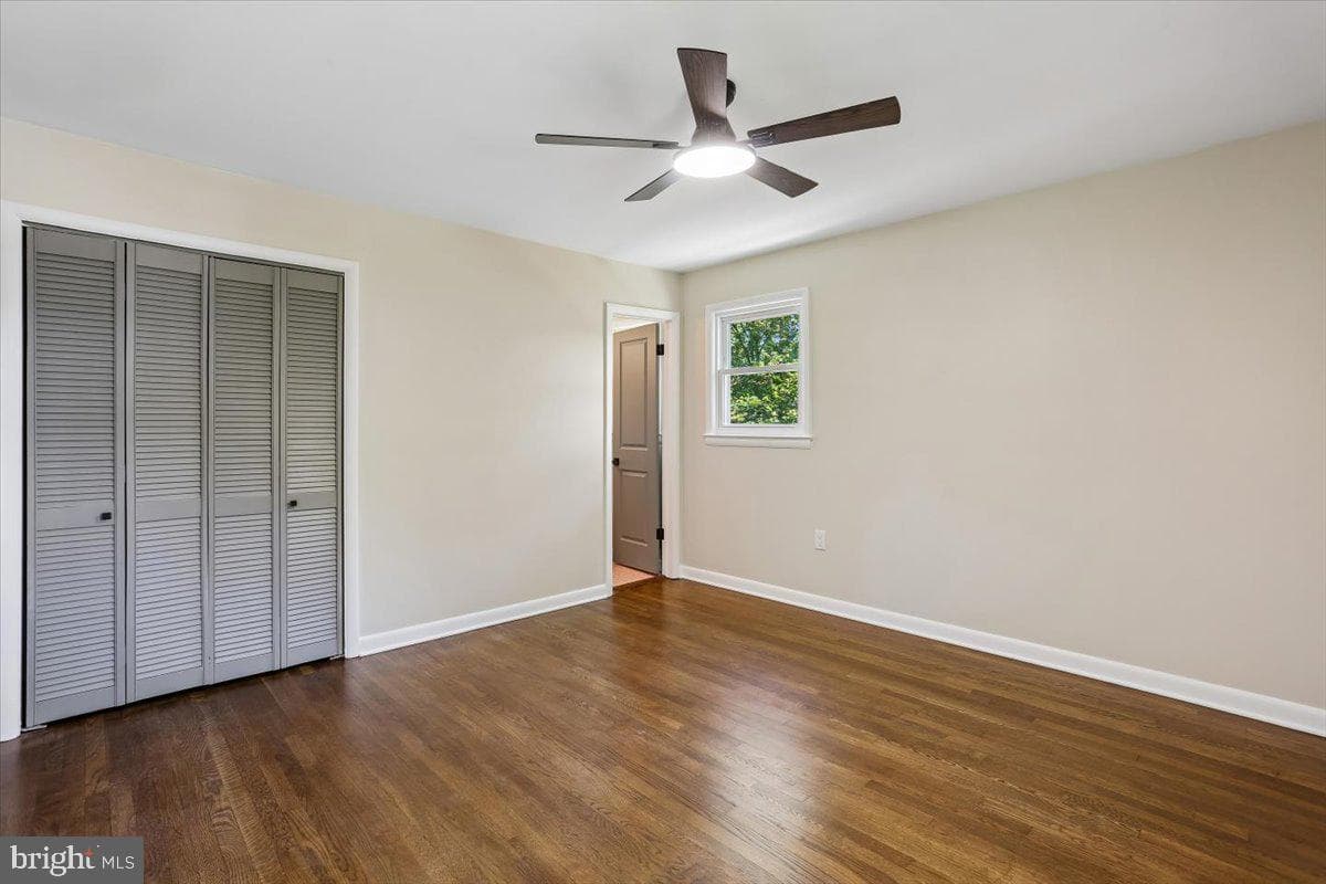 10701 Brunswick Avenue photo 19