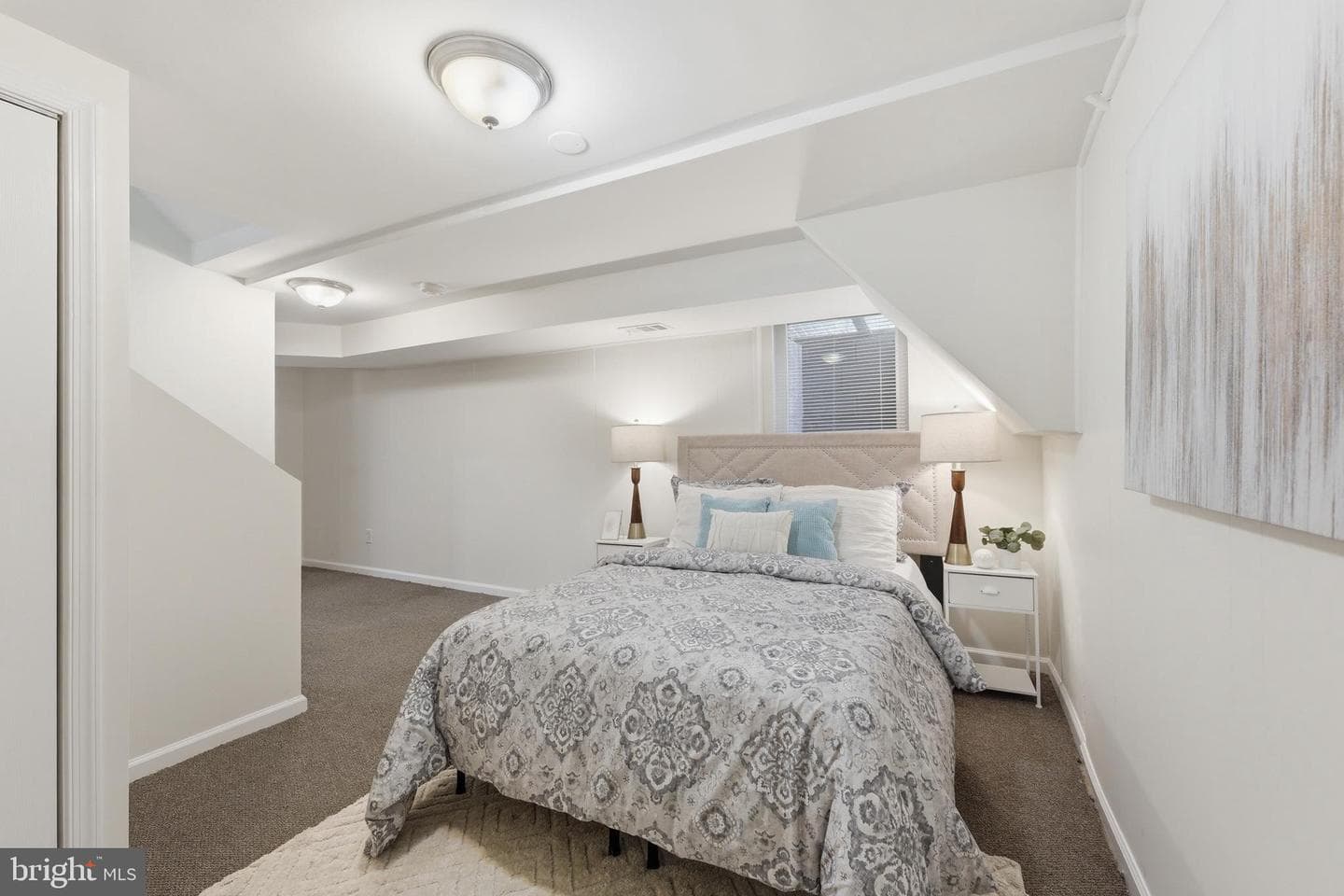 1105 Chiswell Lane photo 45