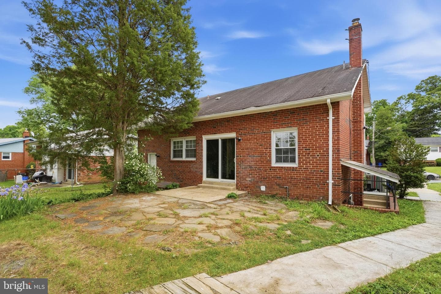 1105 Chiswell Lane photo 55