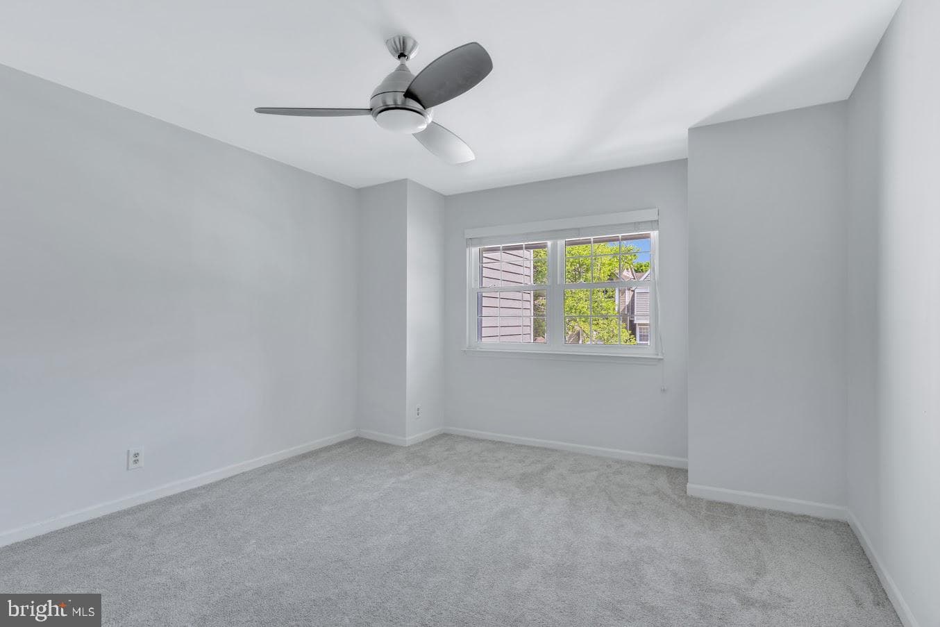 5716 Chapman Mill Drive #150 photo 15