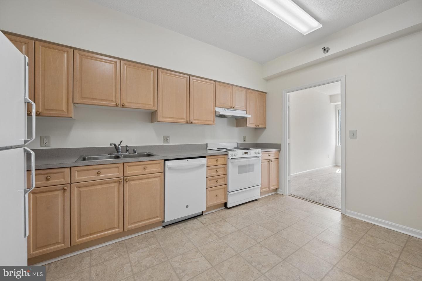 2904 N Leisure World Boulevard #308 photo 29