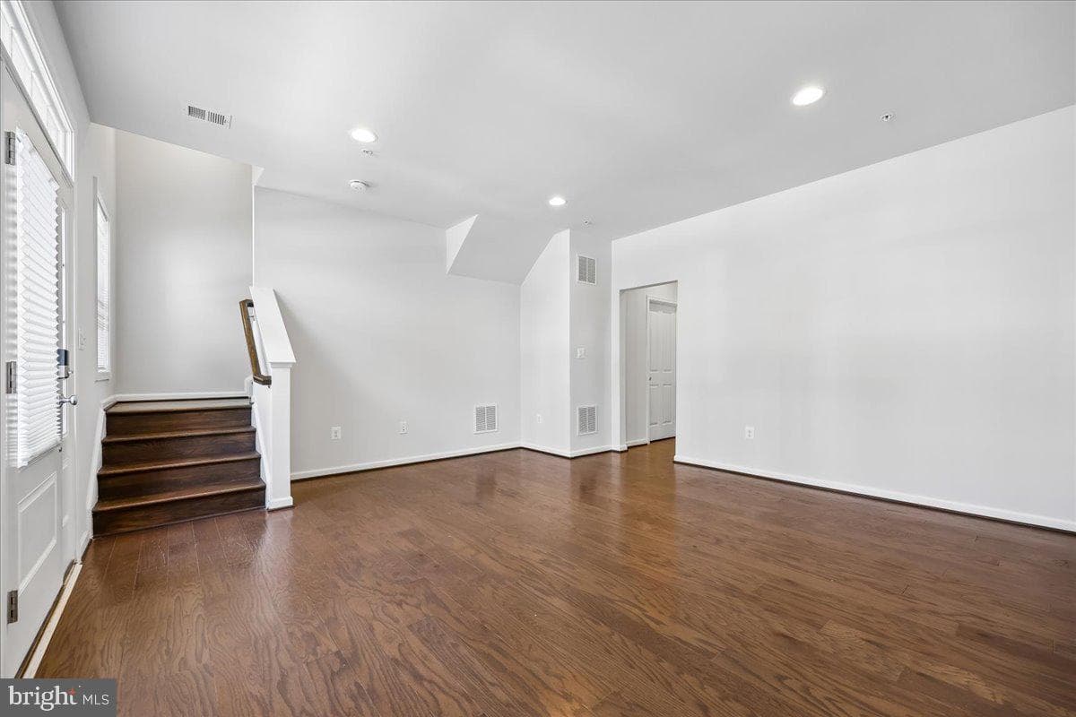 22214 Cabin Branch Avenue photo 4
