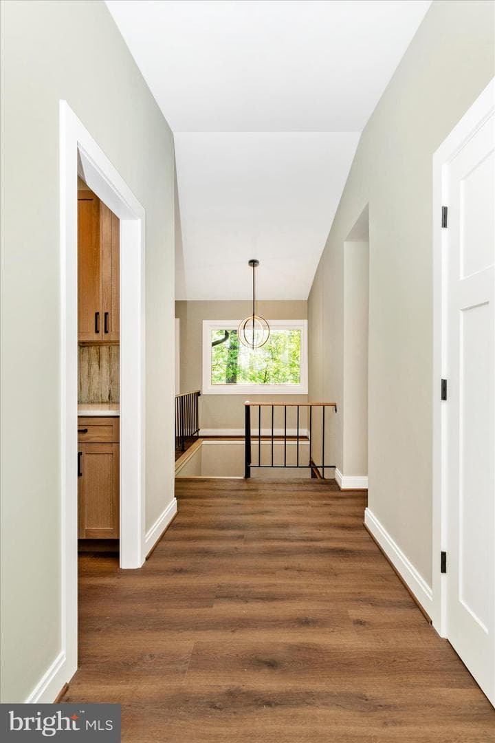 12509 Knightsbridge Court photo 4
