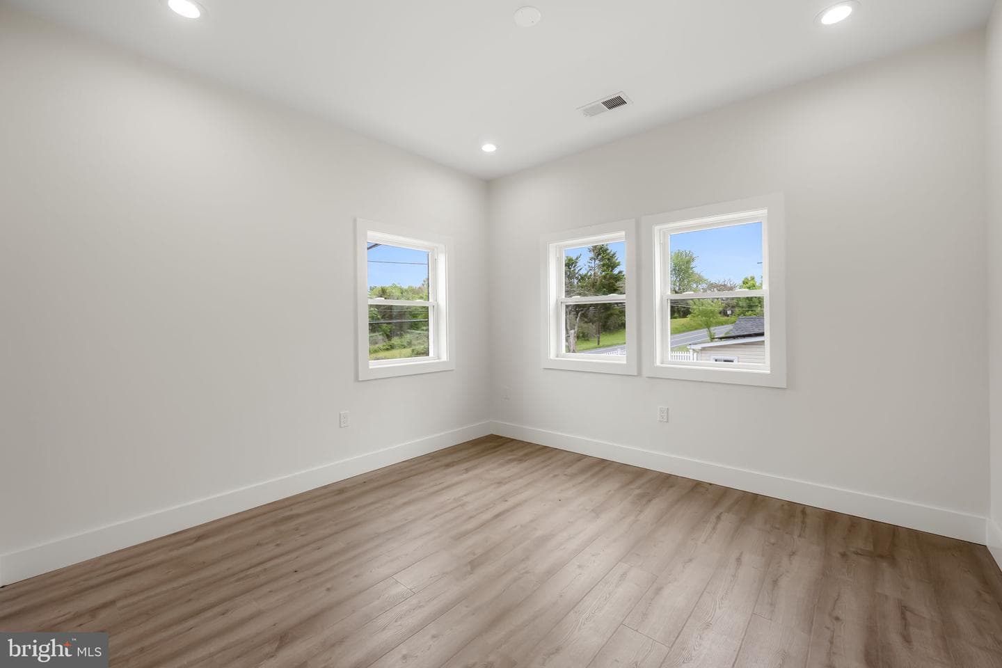 15001 Darnestown Road photo 17
