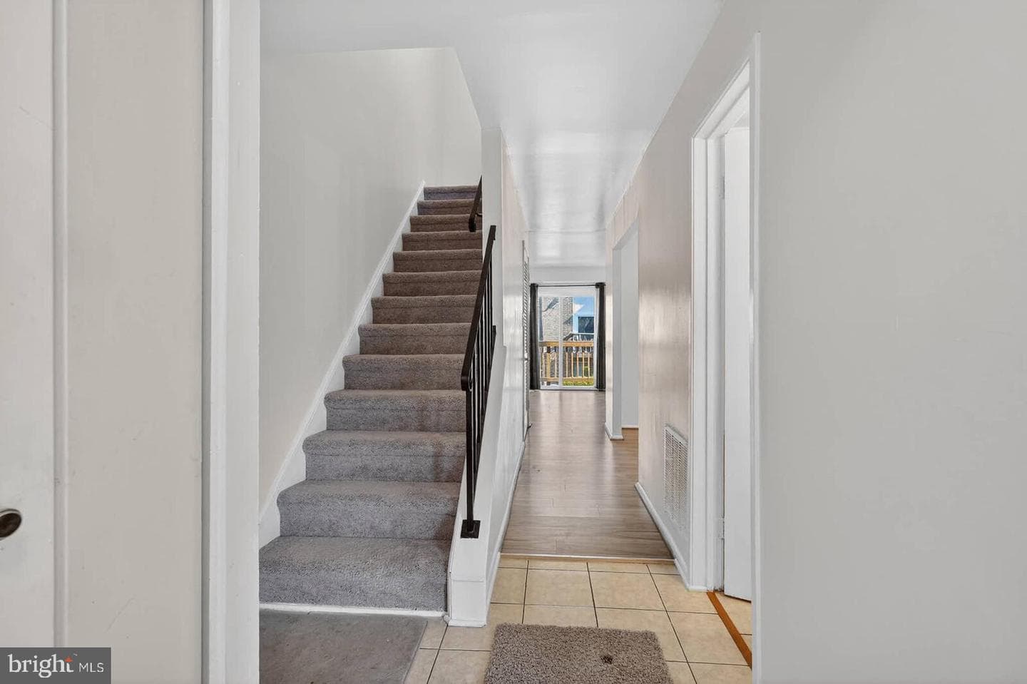 2430 Sun Valley Circle #7-B photo 5