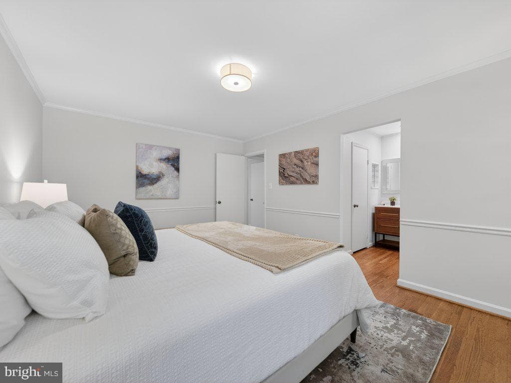 12628 Saint James Rd photo 27