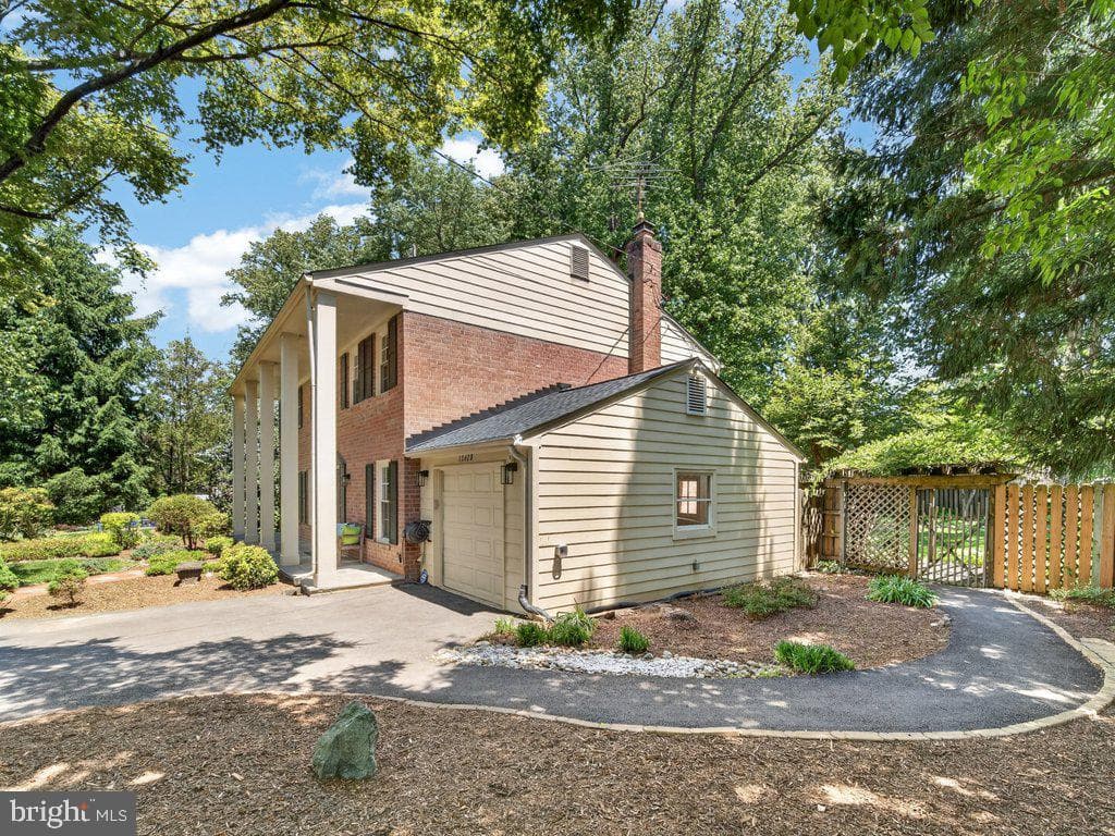 12628 Saint James Rd photo 58