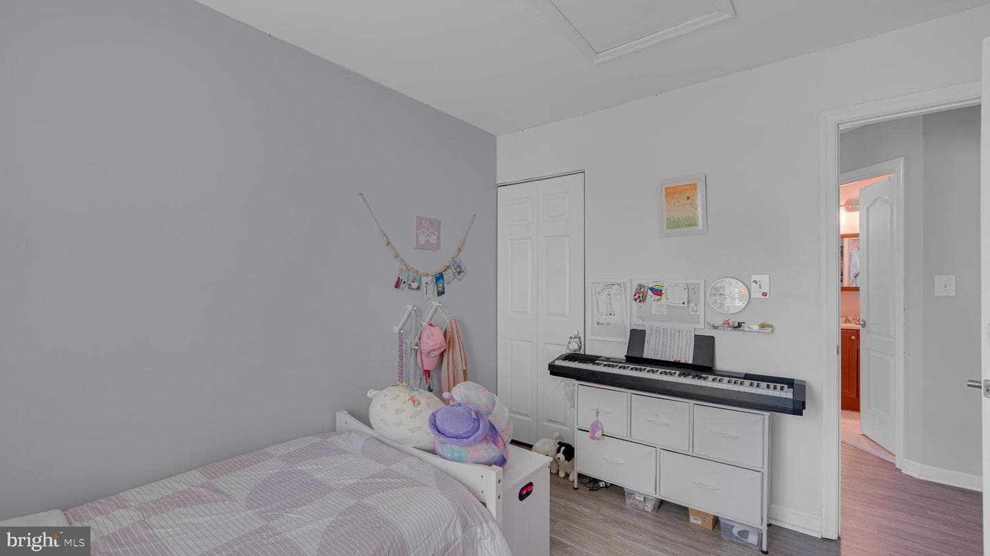 125 Emory Woods Court photo 24