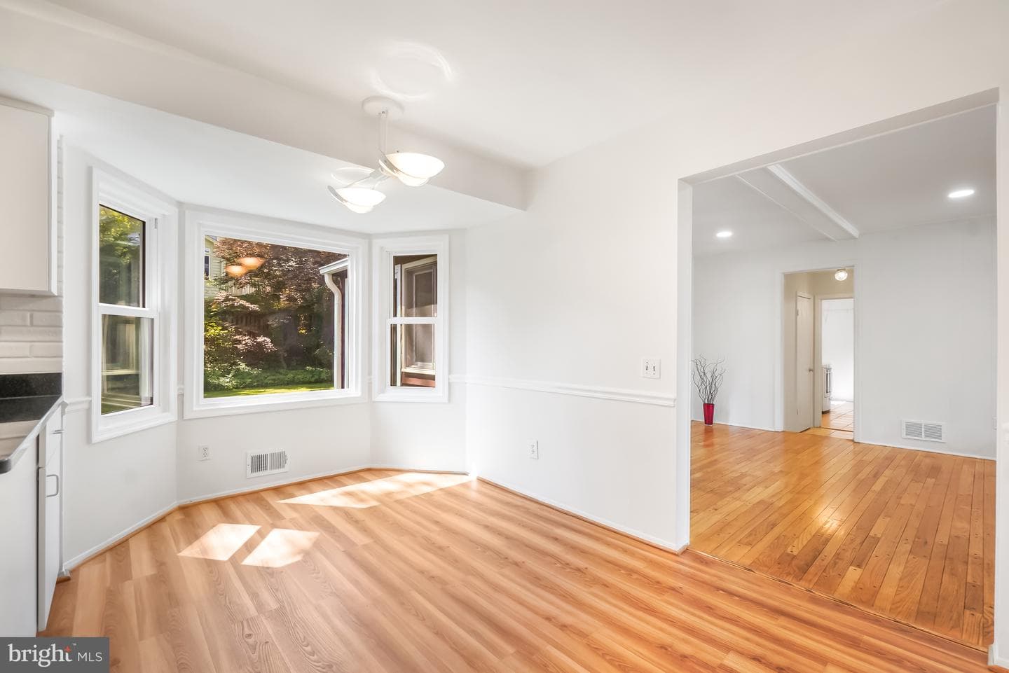 9120 Paddock Ln photo 17