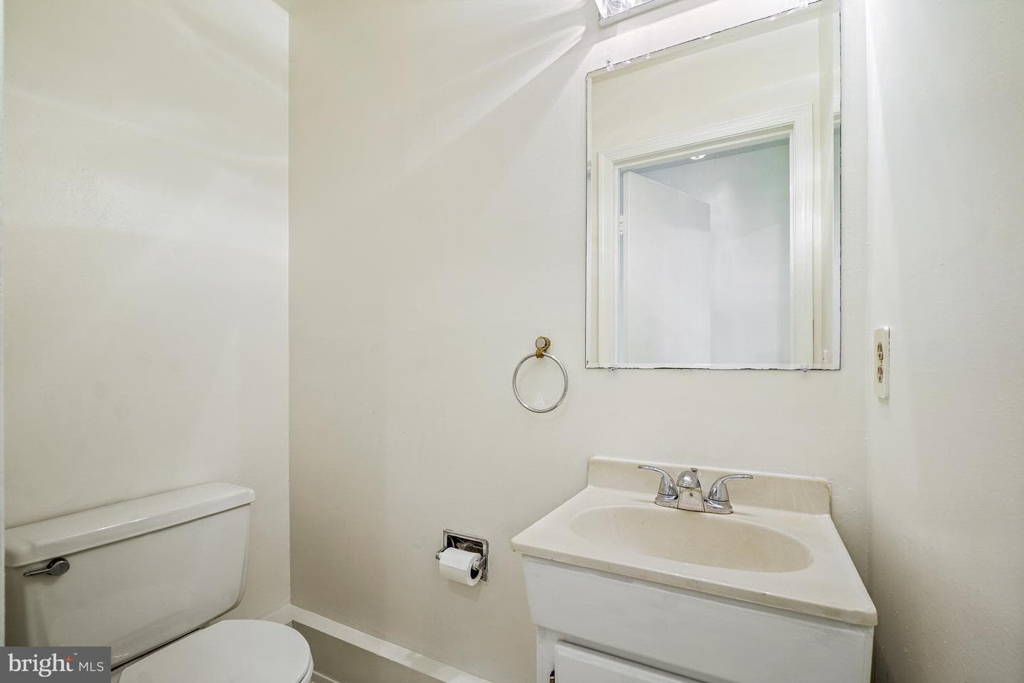 9120 Paddock Ln photo 27
