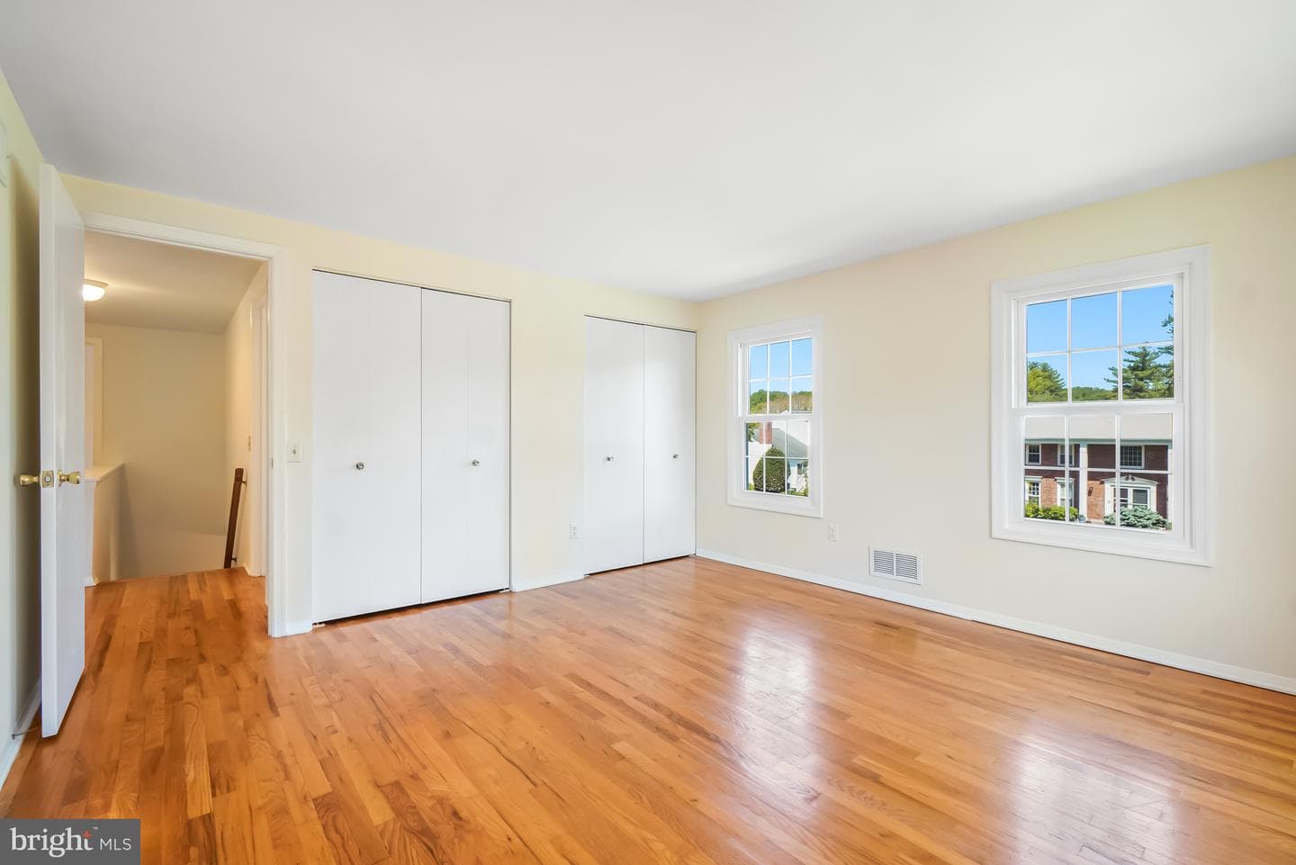 9120 Paddock Ln photo 32