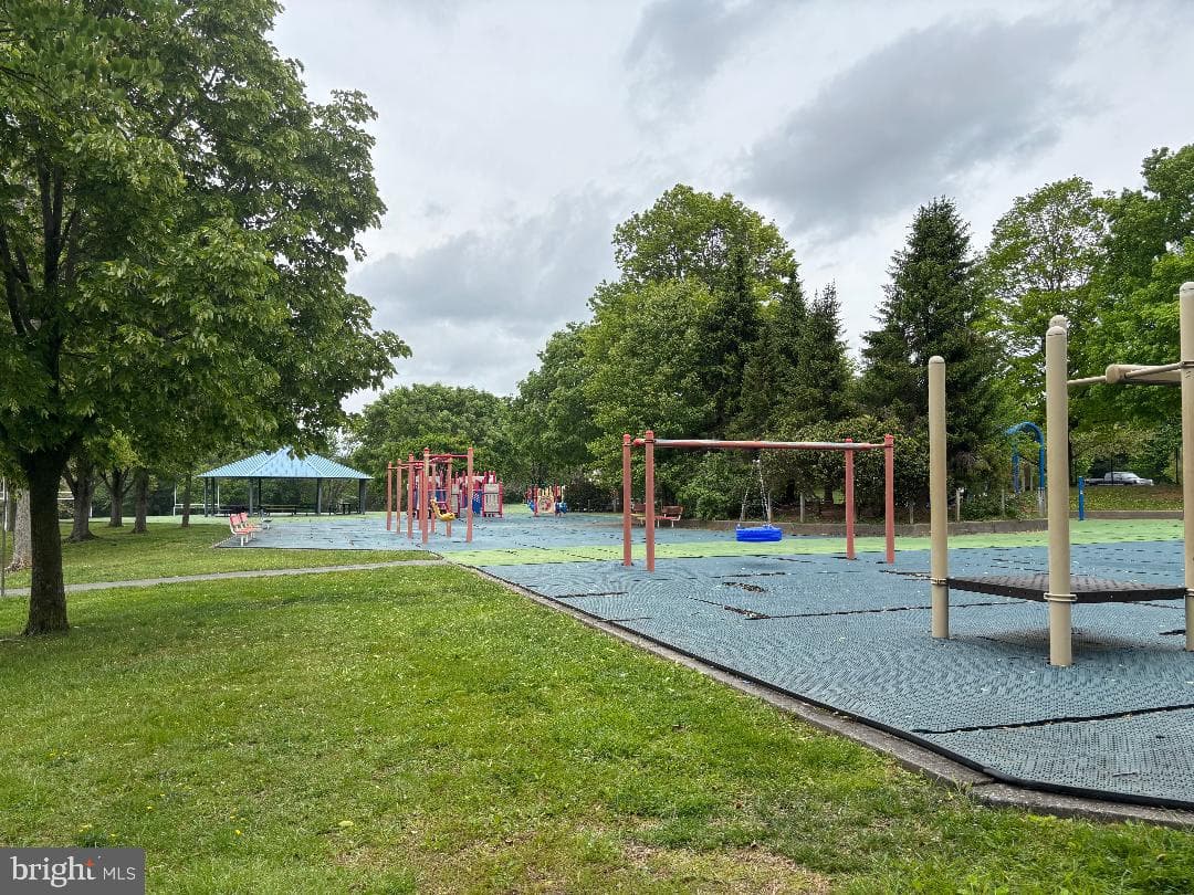 9120 Paddock Ln photo 61