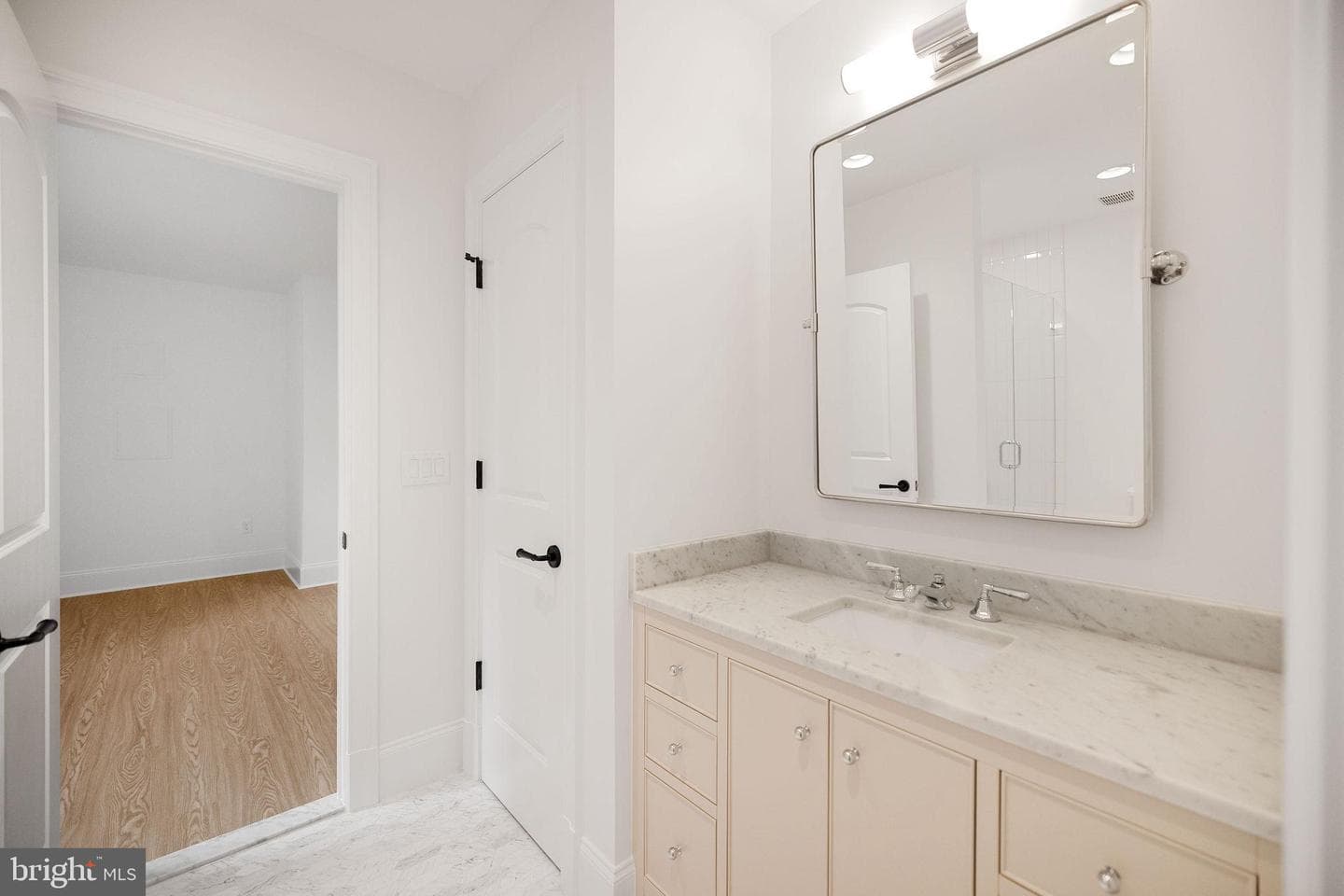 3400 Coquelin Terrace photo 56