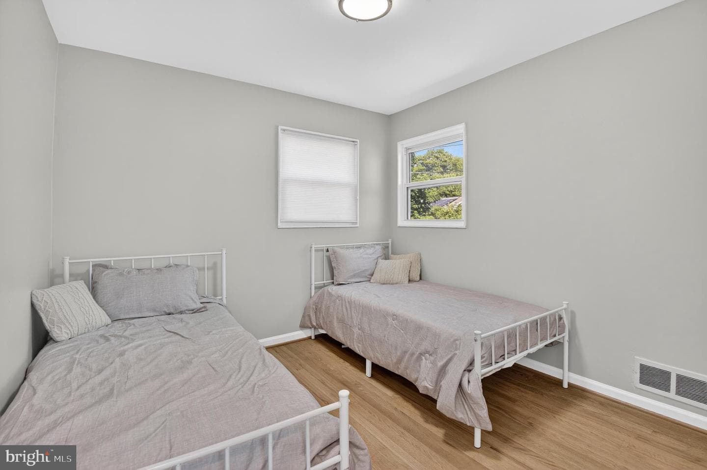 2016 Cascade Road photo 27
