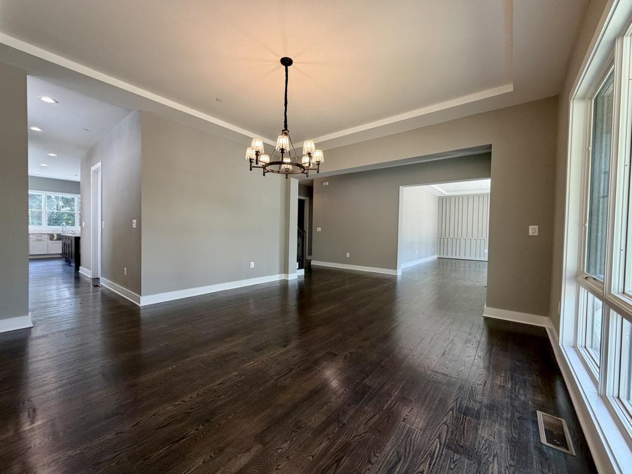 5514 Mckinley Street photo 8