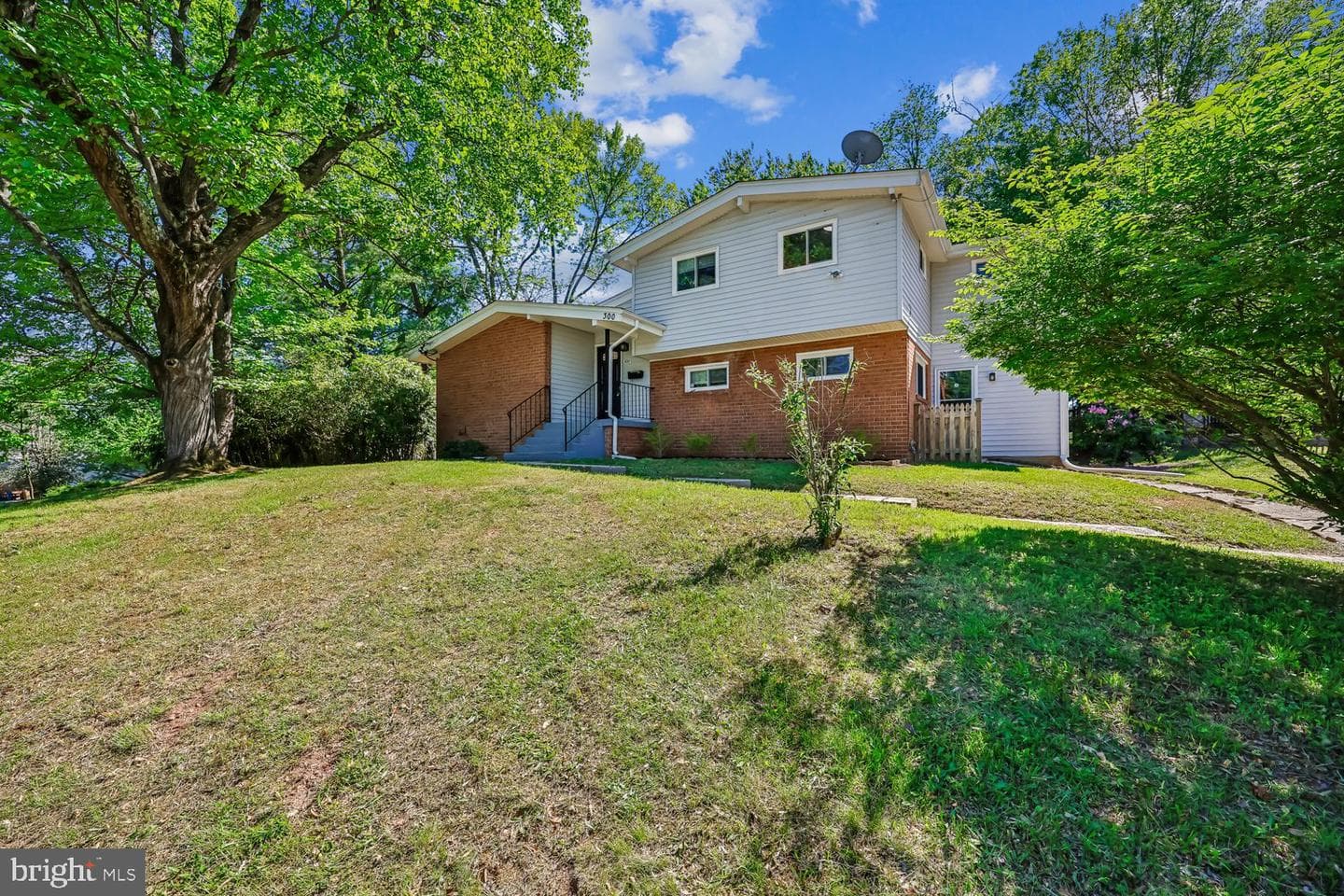 300 Gilsan Ct photo 10