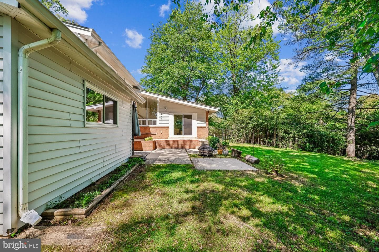 300 Gilsan Ct photo 26