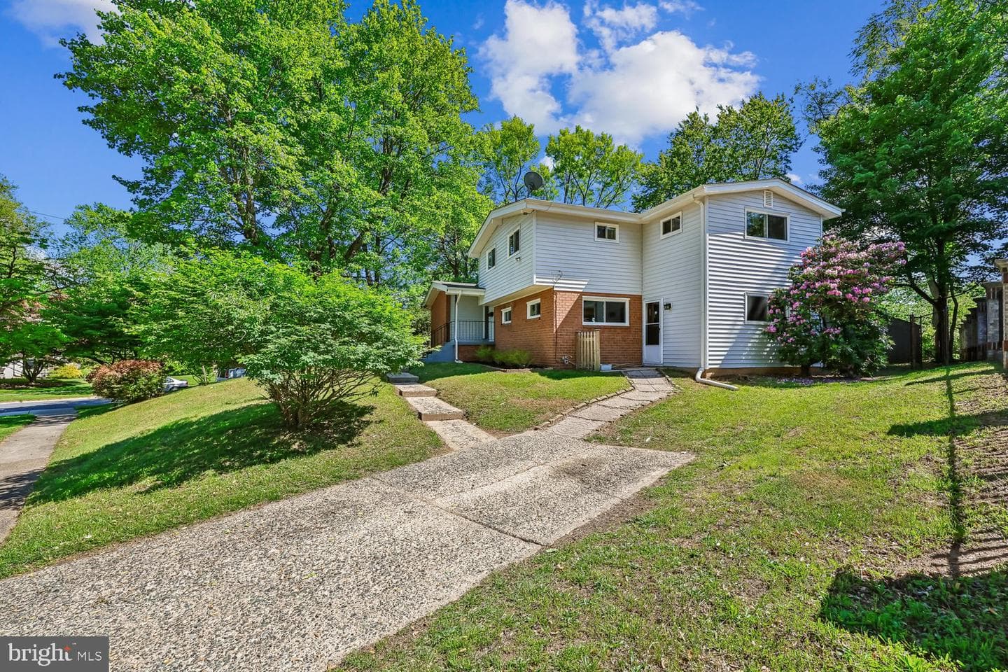 300 Gilsan Ct photo 32