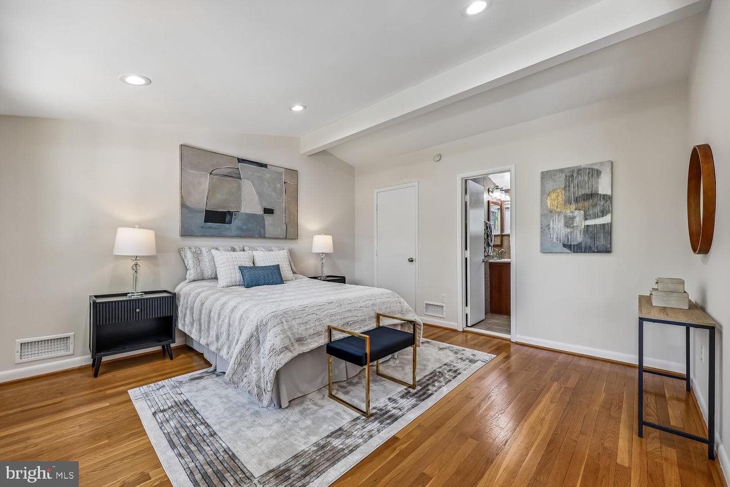 300 Gilsan Ct photo 62