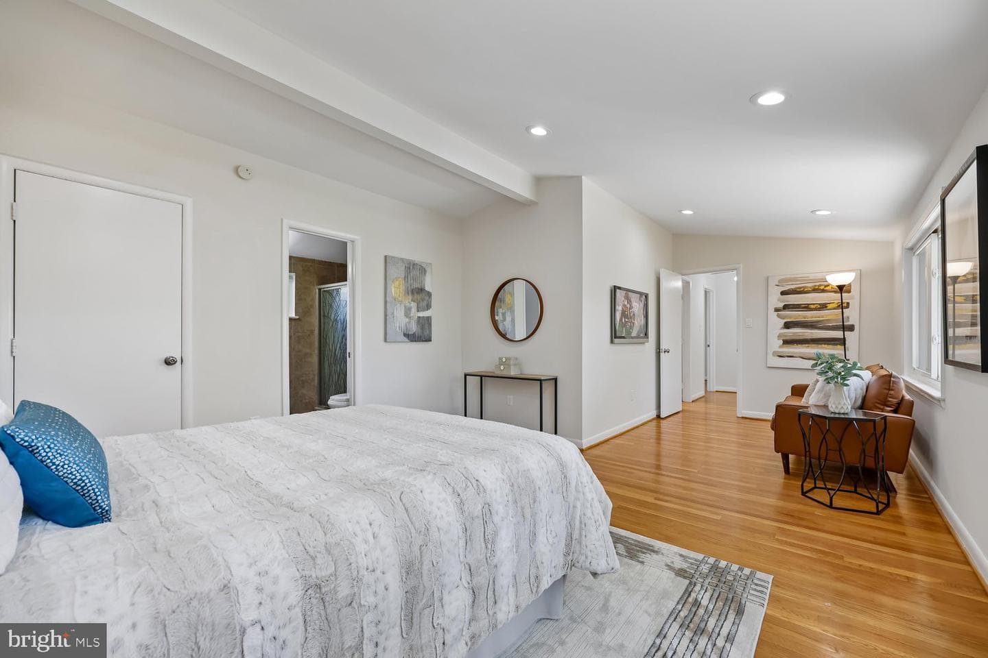300 Gilsan Ct photo 63