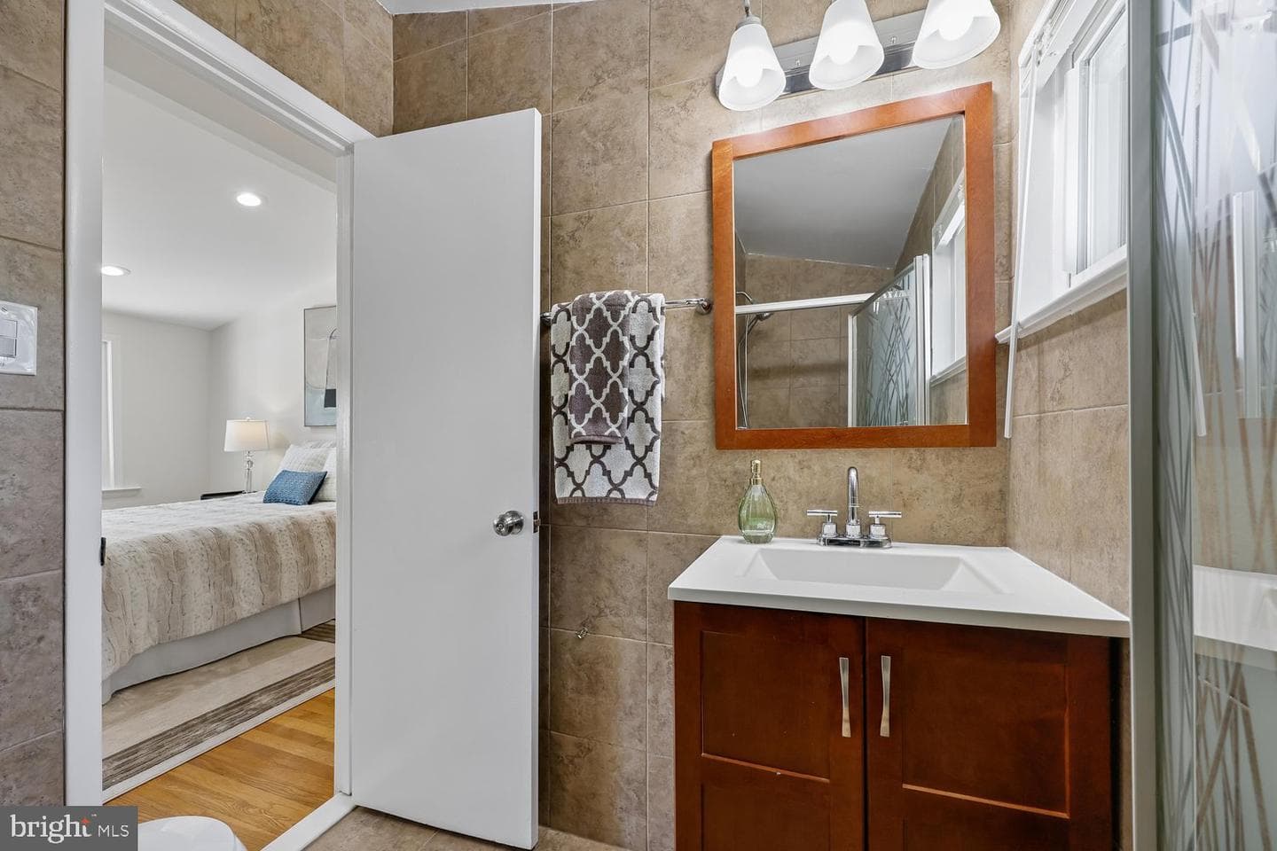300 Gilsan Ct photo 69