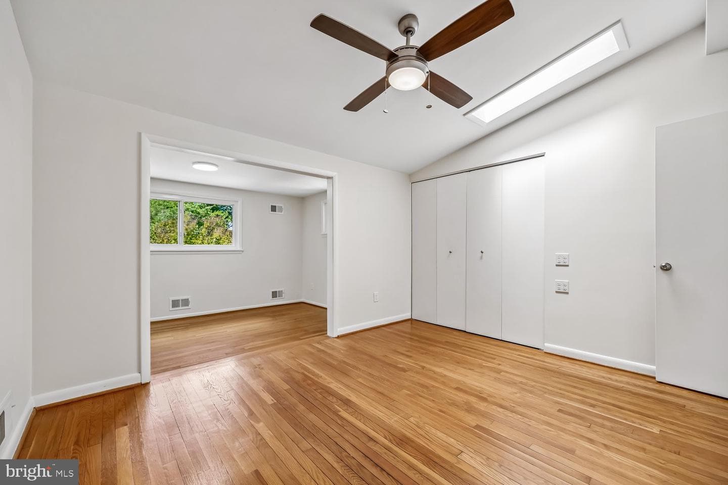 300 Gilsan Ct photo 71