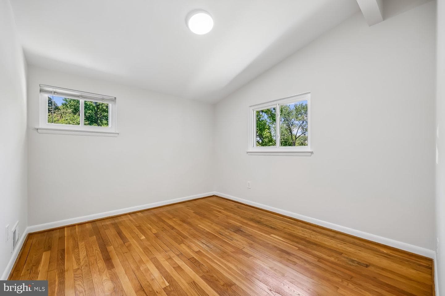 300 Gilsan Ct photo 77