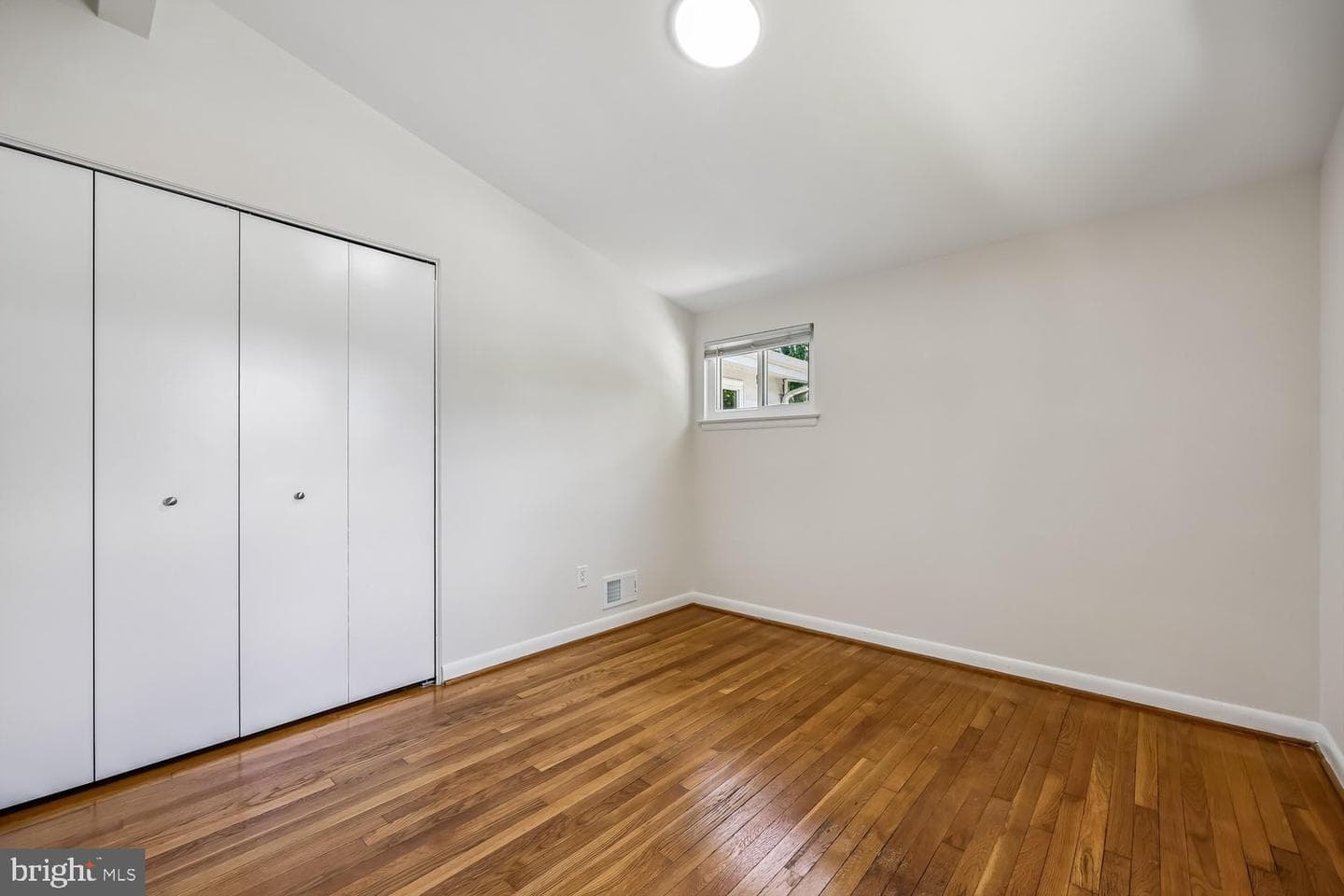 300 Gilsan Ct photo 80