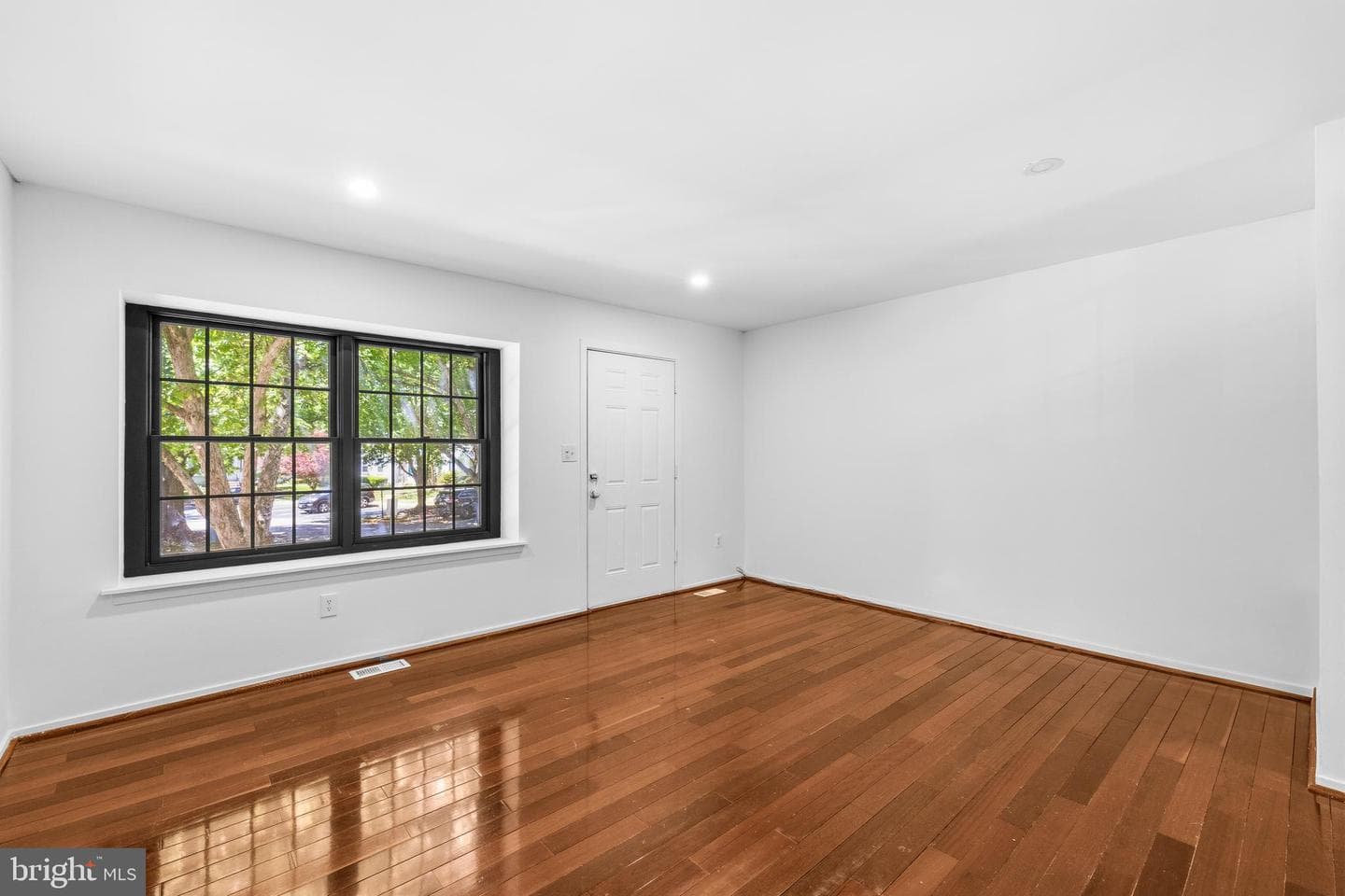 13602 Ambassador Drive #13602 photo 4