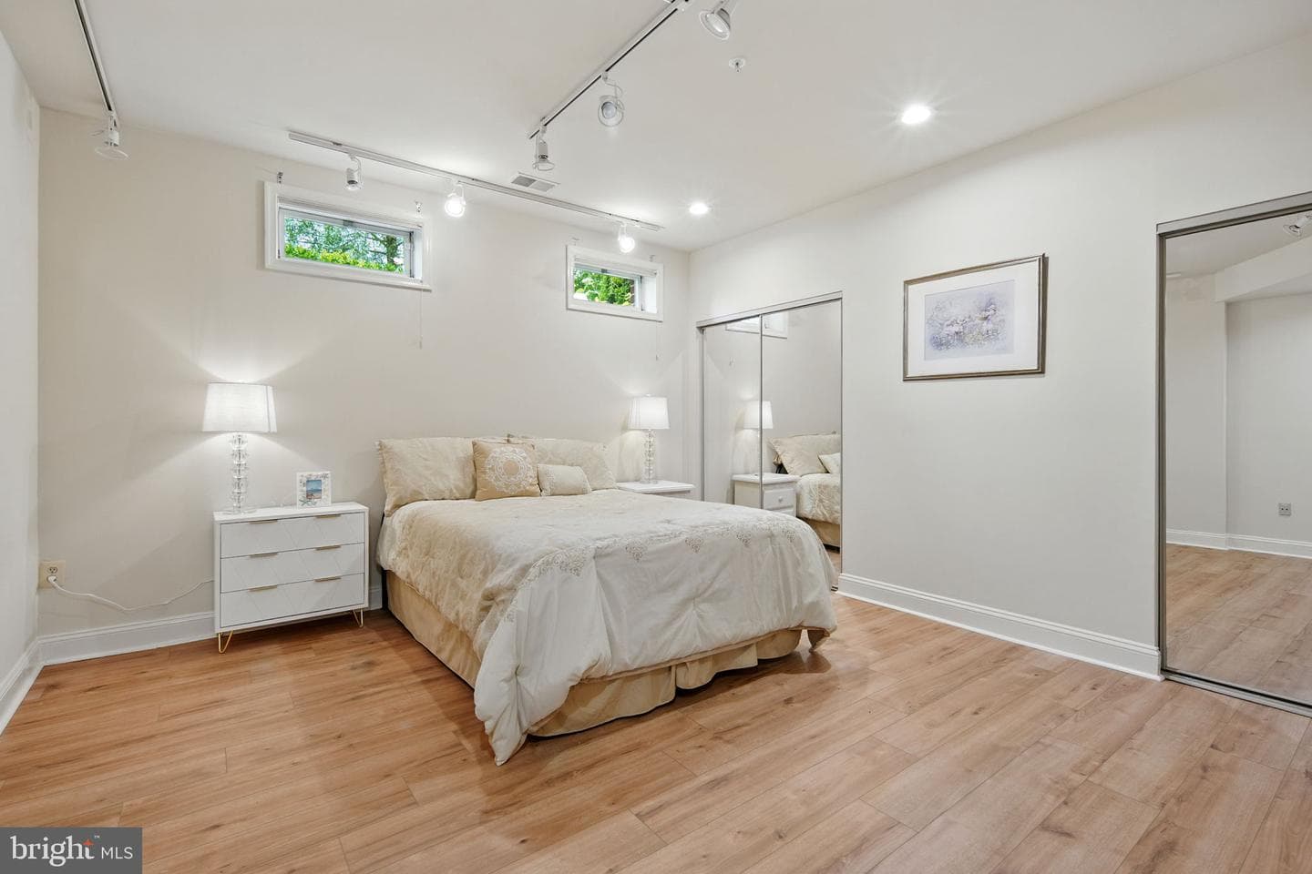 6211 Yorkshire Terrace photo 35
