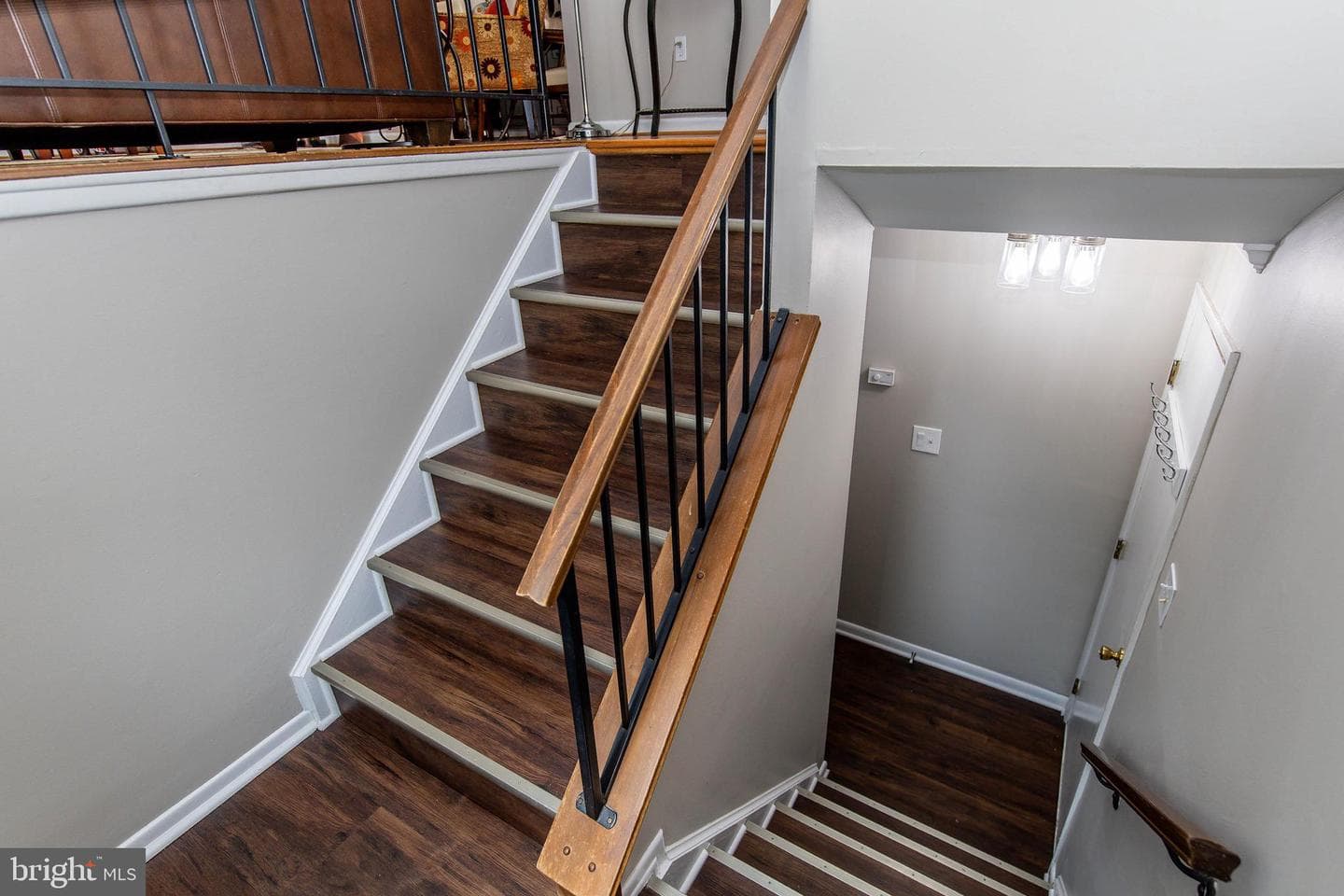 15613 Wembrough St photo 33