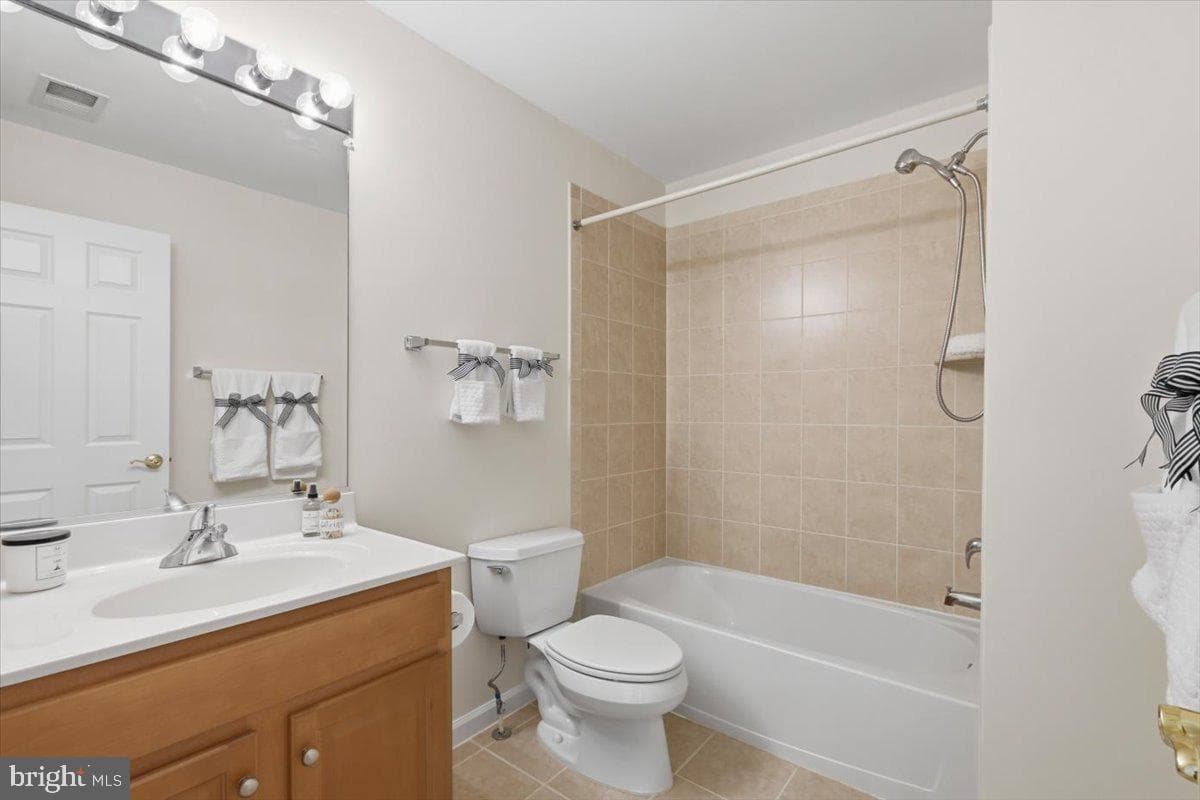 1006 Heritage Fields Avenue photo 40