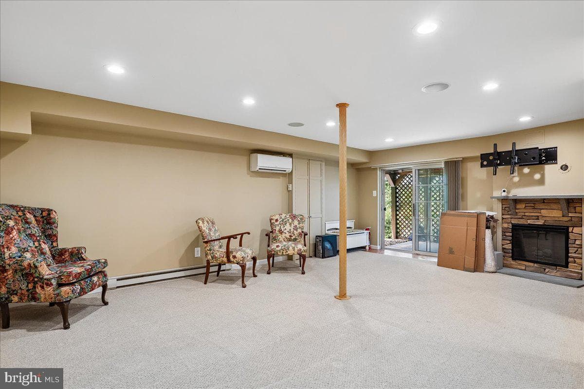 23920 Janbeall Court photo 17
