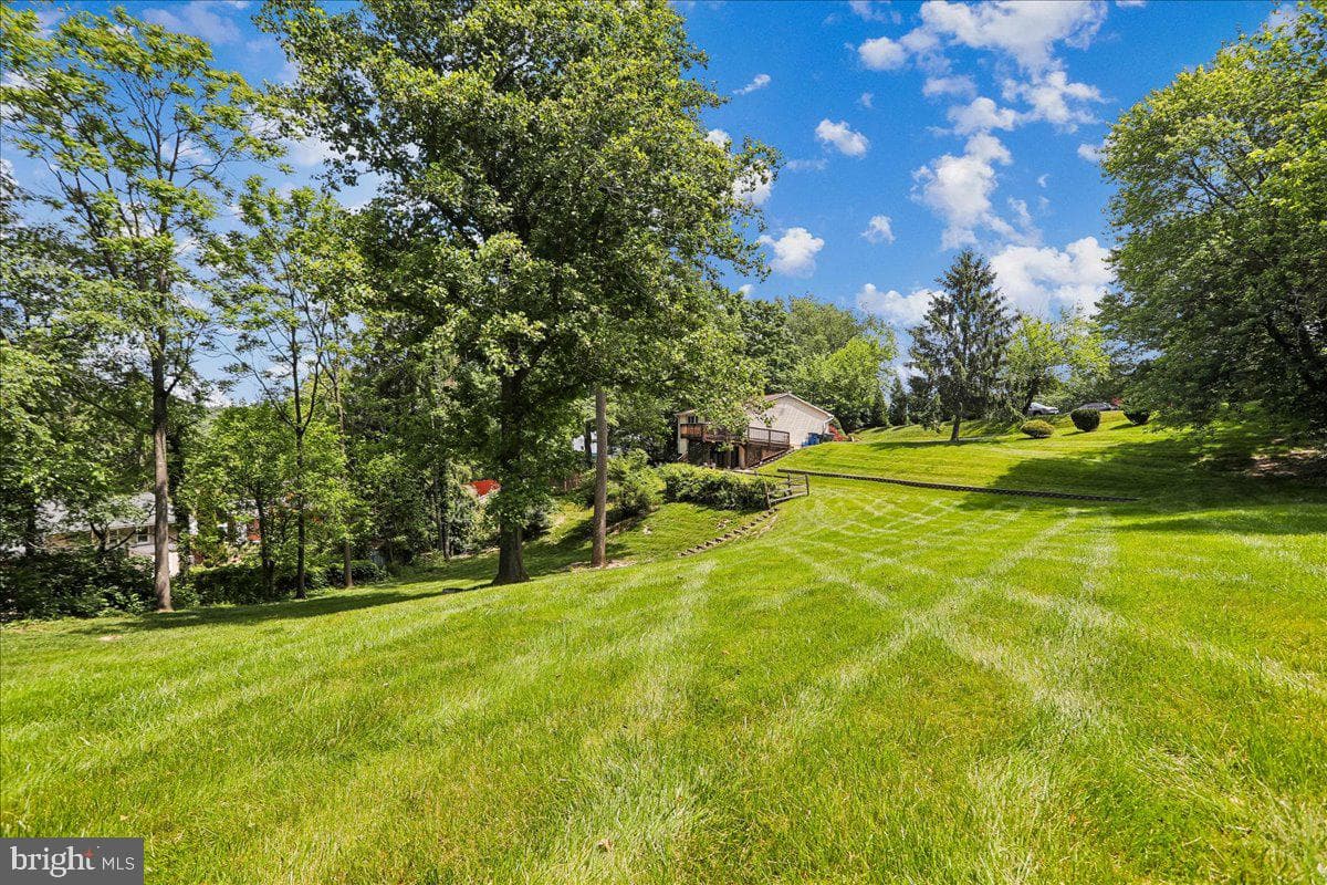23920 Janbeall Court photo 33