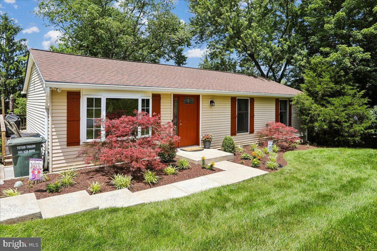 23920 Janbeall Court photo 36